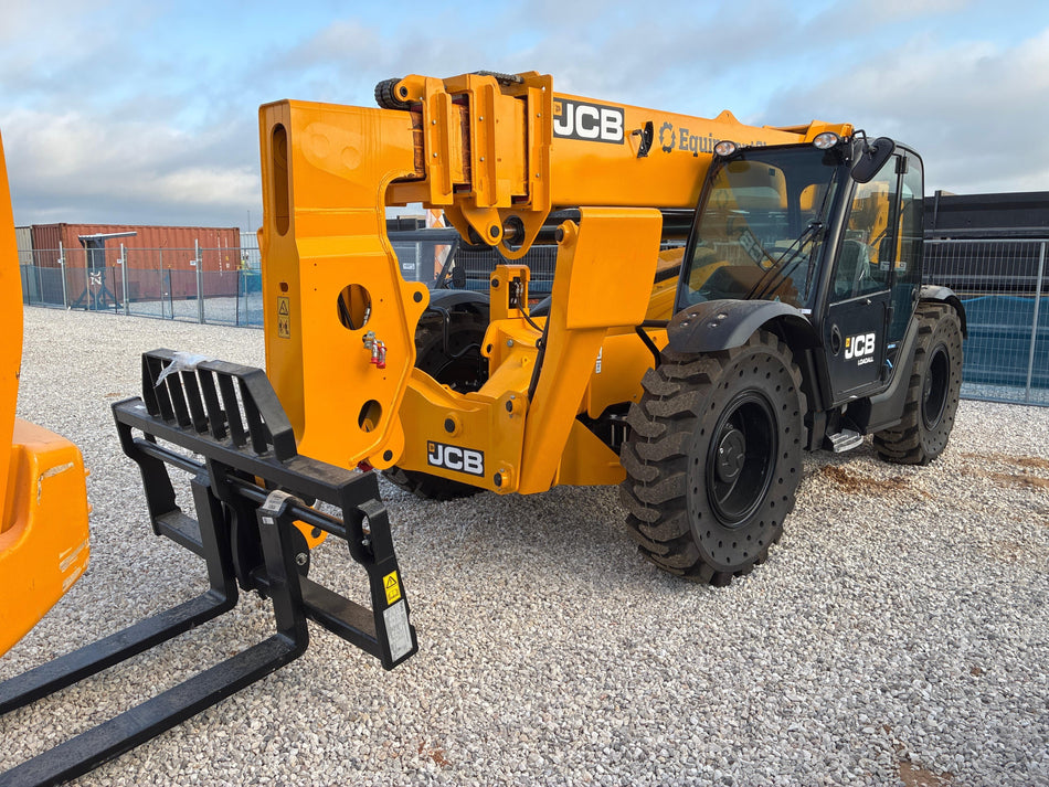2026 JCB 512-56