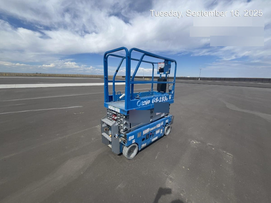 2018 Genie GS-1930 Genie GS-1930 w/Fixed Rail, Chain Entry