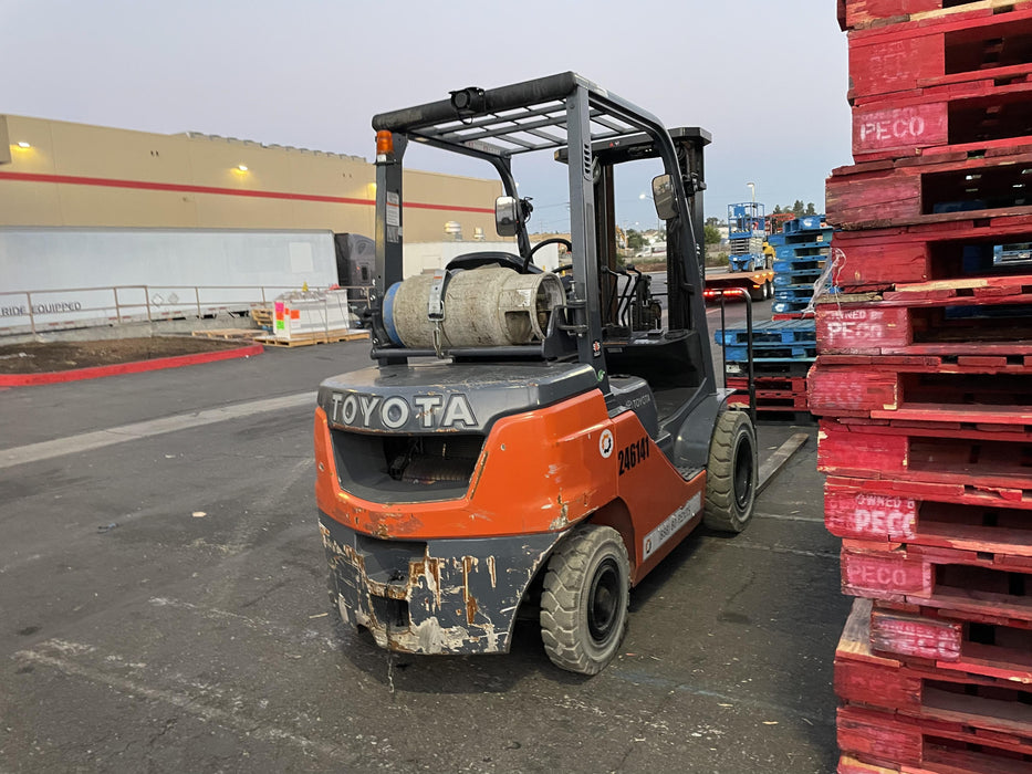 2022 TOYOTA 50-8FGU25