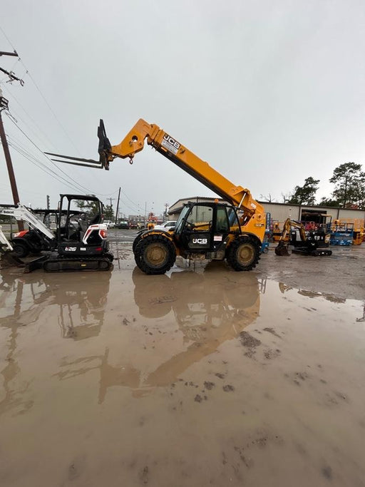 2020 JCB 509-42 Cab/Heat/Air, Solid Tires, Work Lights, Beacon, Aux Hydraulics, Back up Alarm, Lifting Eye, ES Decals