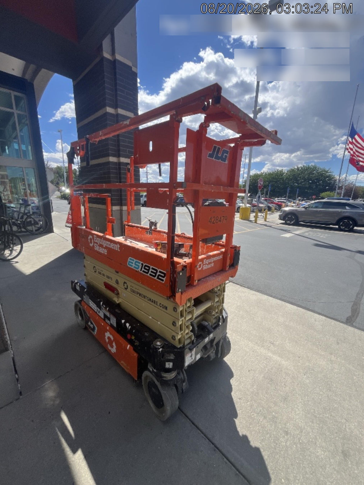 2024 JLG ES1932