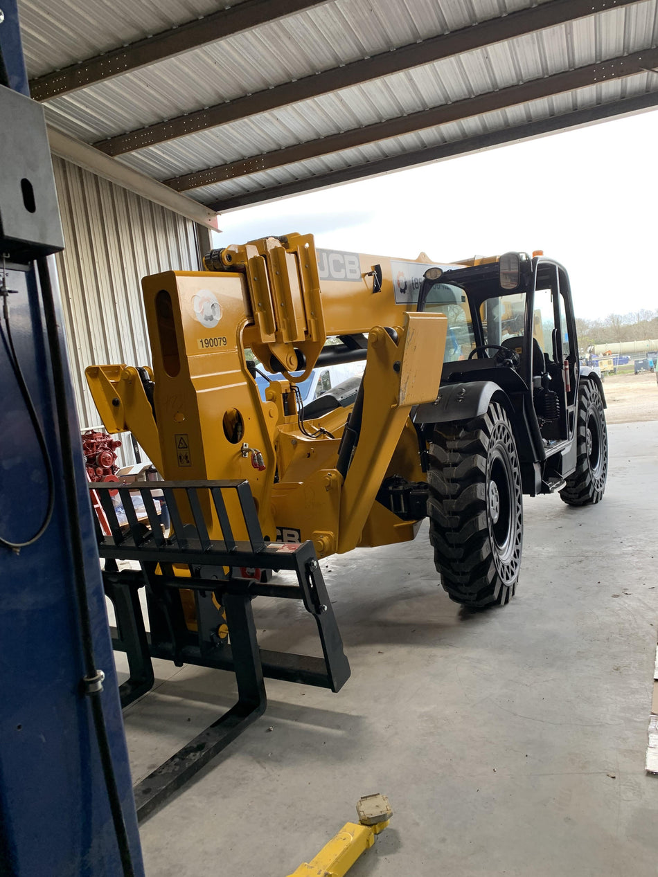 2021 JCB 510-56