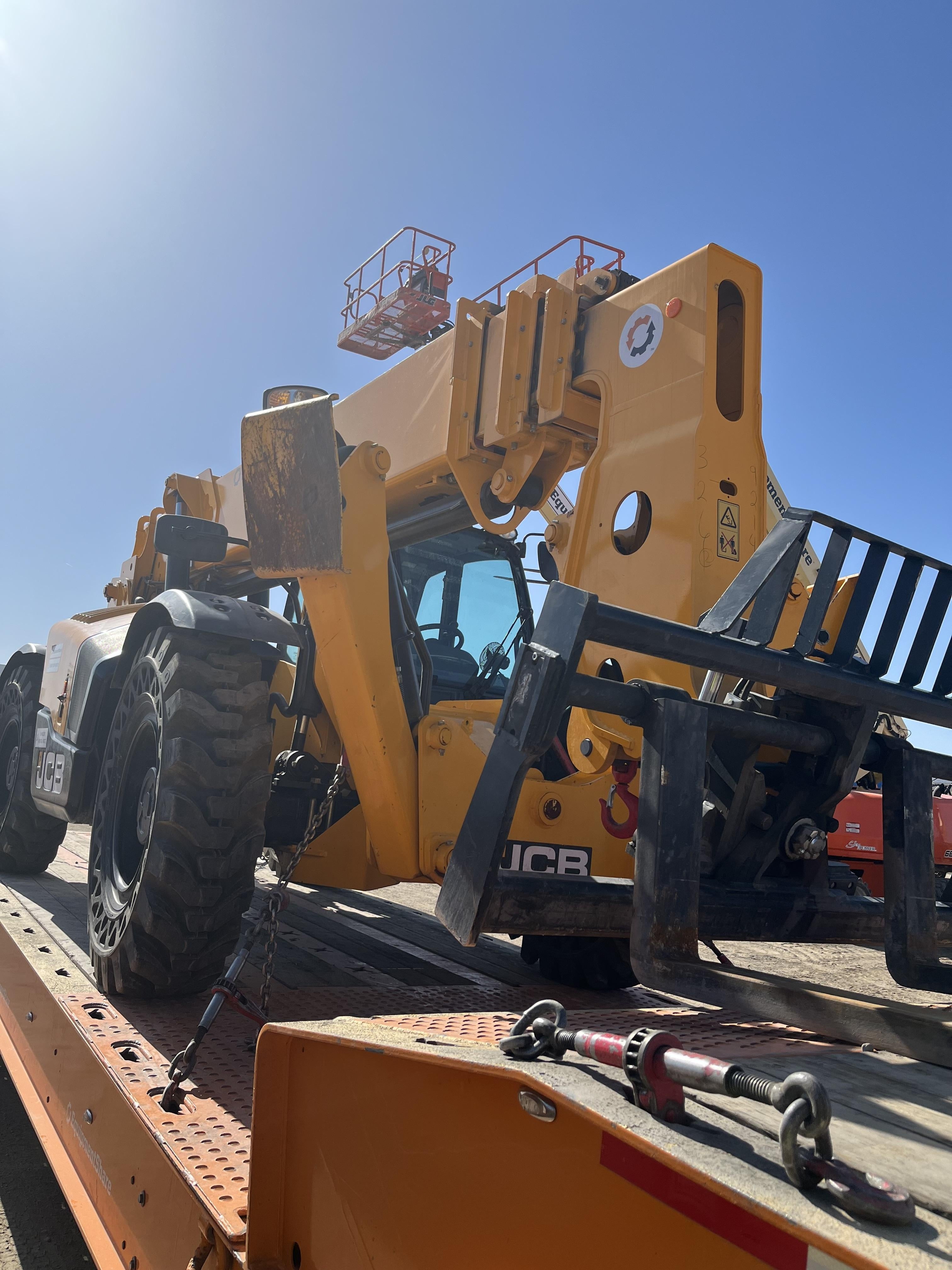 2023 JCB 514-56