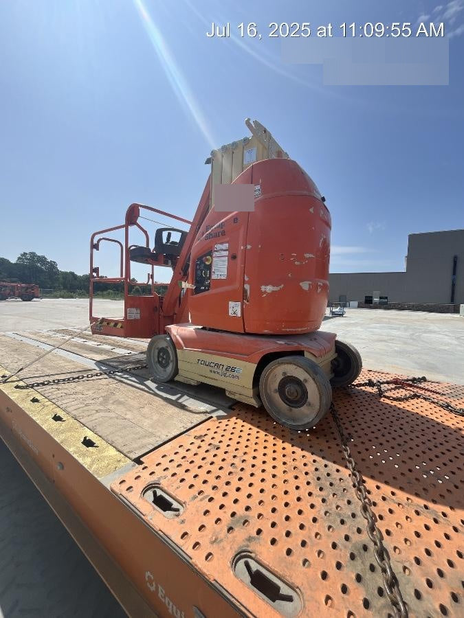 2021 JLG 26E