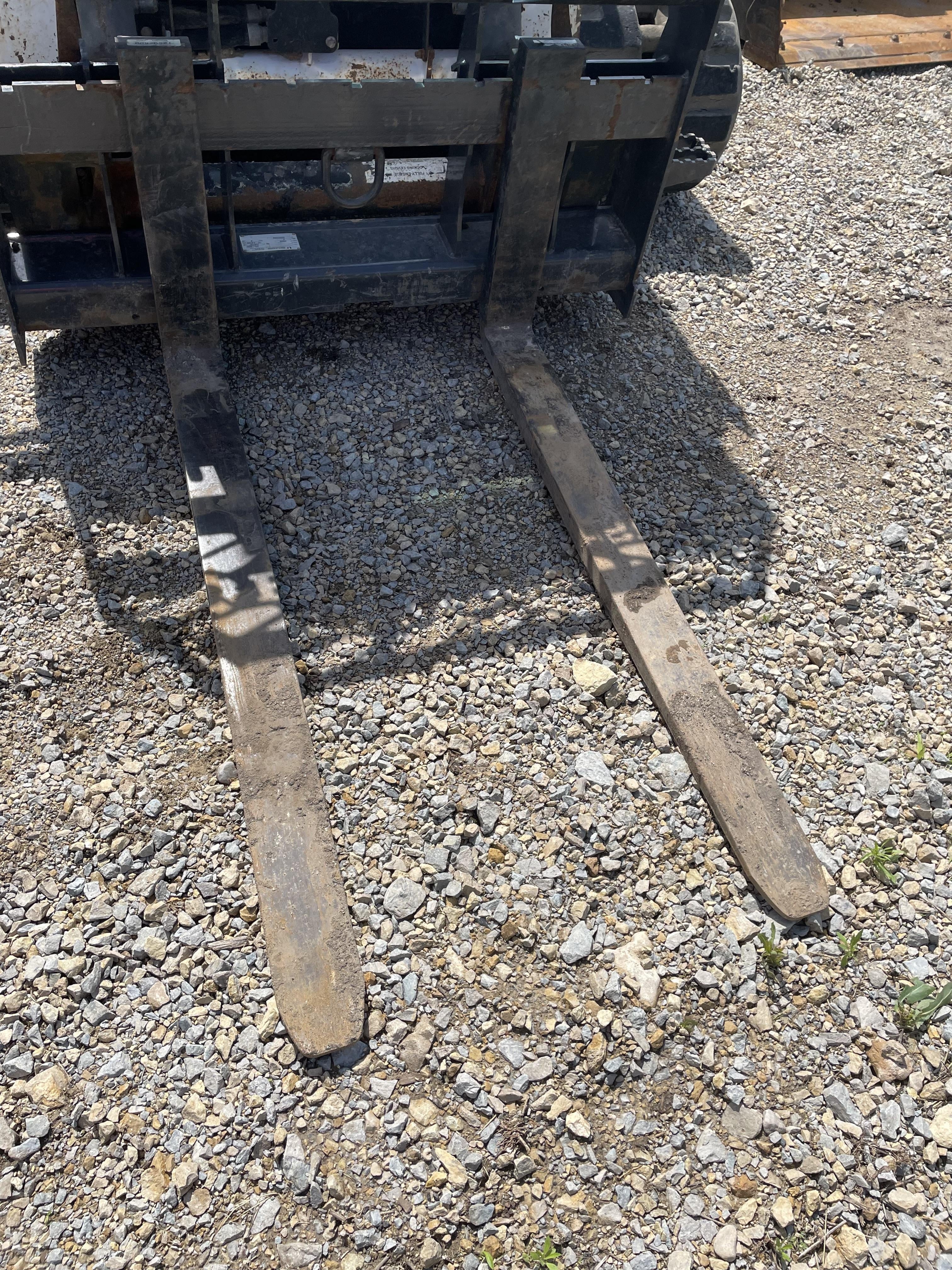 2022 PALADIN 48" Pallet Forks - Paladin