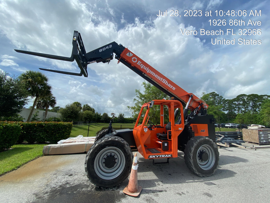 2023 SKYTRAK 8042