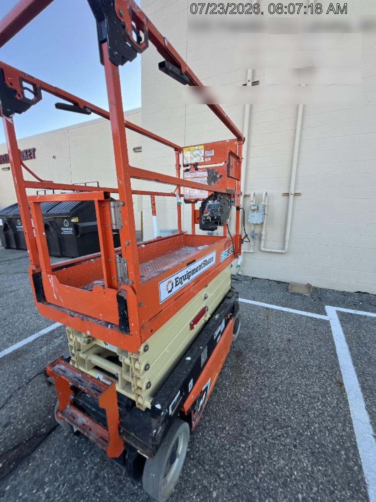 2021 JLG ES1932