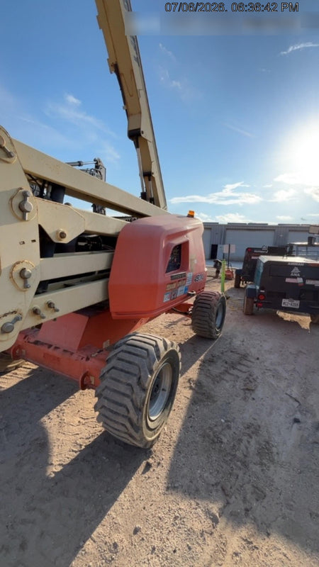 2019 JLG 450AJ