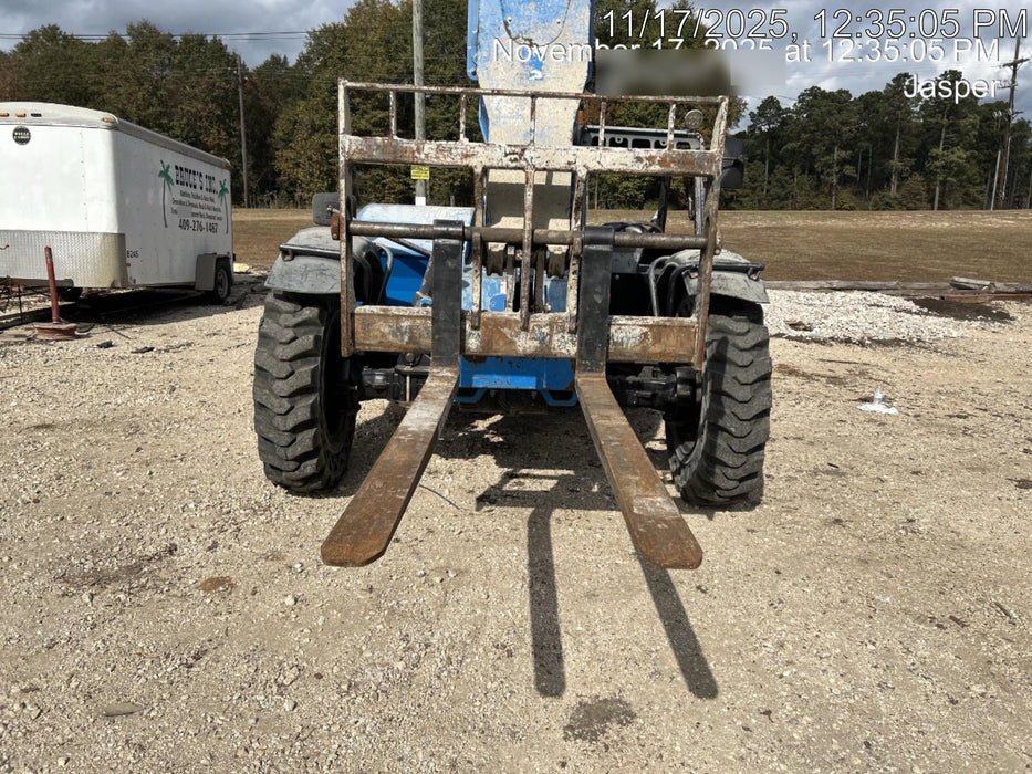 2017 Genie GTH-844 Genie GTH-844, Solid Tires, 60" carriage/forks, Open ROPS, Work Lights