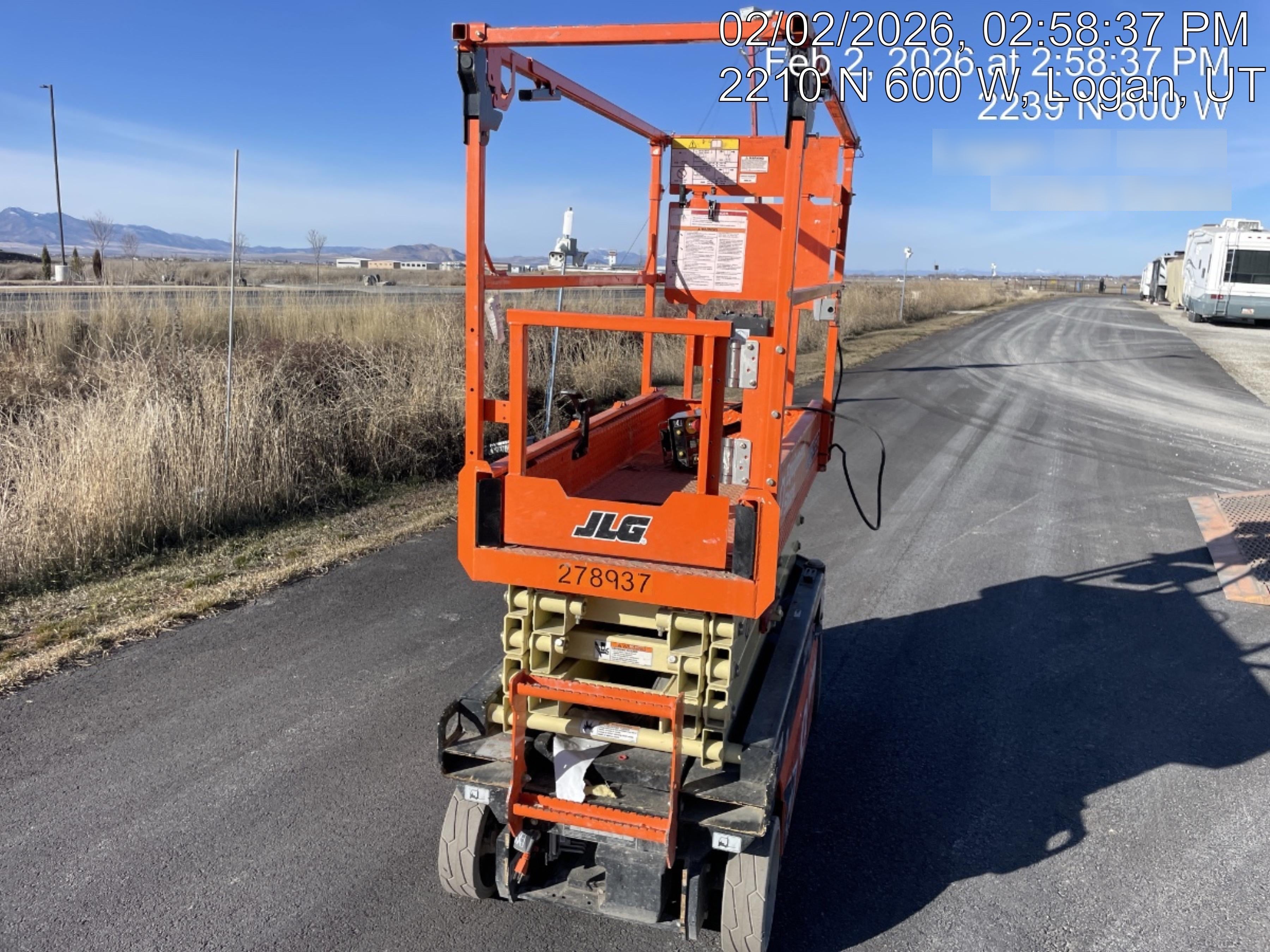2022 JLG ES1932