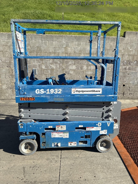 2021 GENIE GS-1932