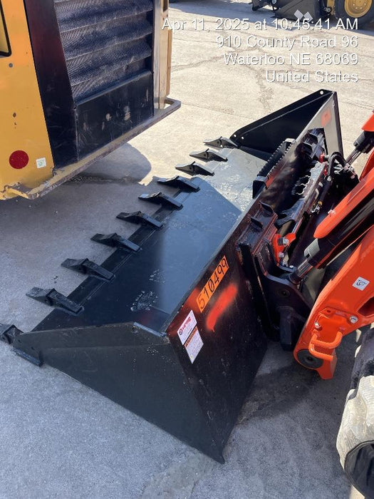 2025 VIRNIG 84" Smooth Bucket