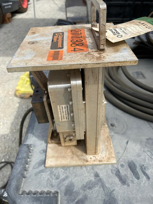 2022 WORKSITE LIGHTING PetroPRO Handy 24639