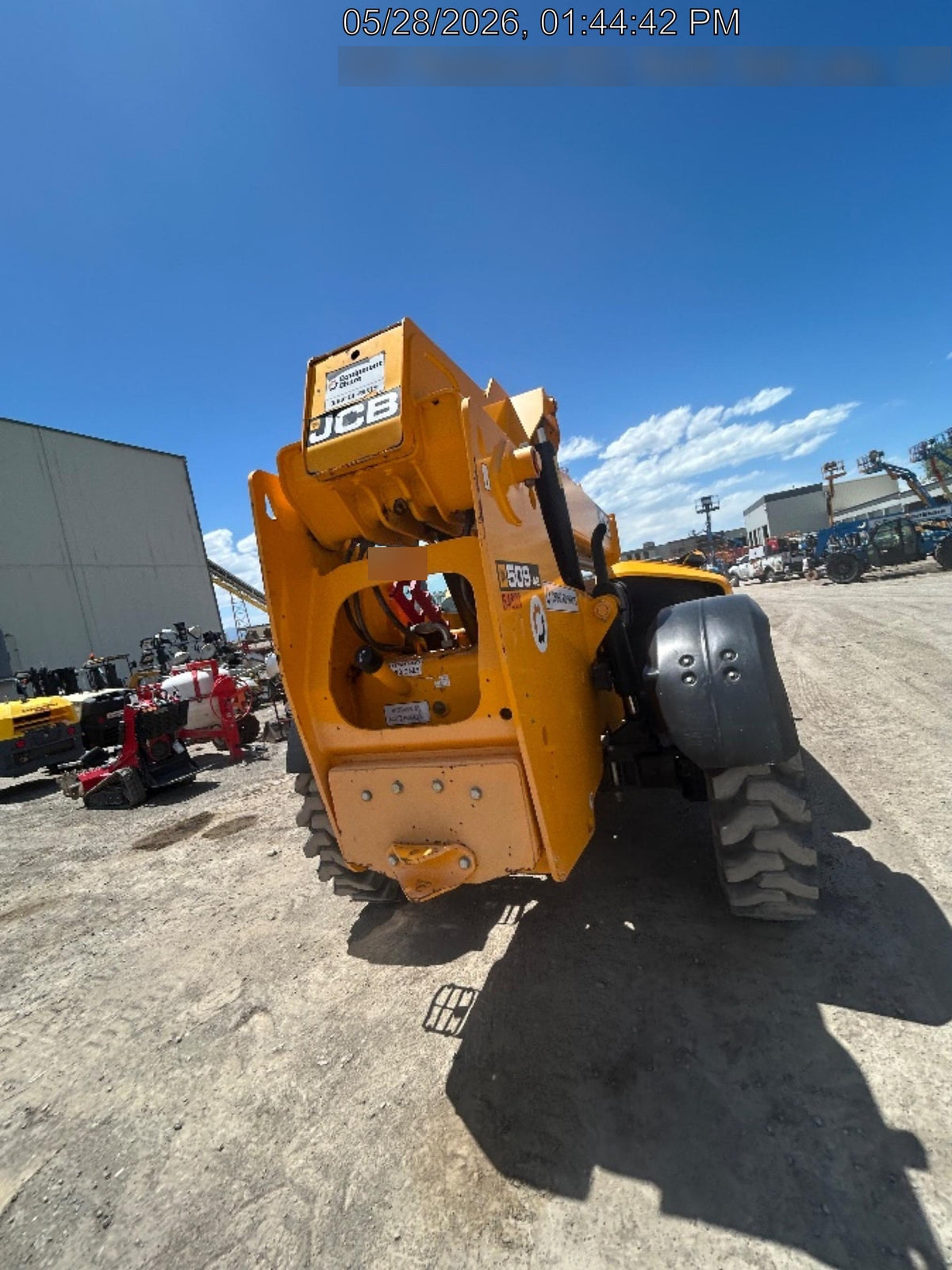 2019 JCB 509-42 Cab/Heat/Air, 74 HP, Solid Tires, STD Worklight, Beacon, Aux Hydraulics, Lifting Eye, Back up Alarm w/66" Carriage/60" Forks