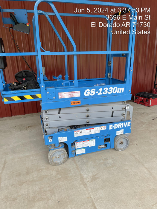 2021 GENIE GS-1330m