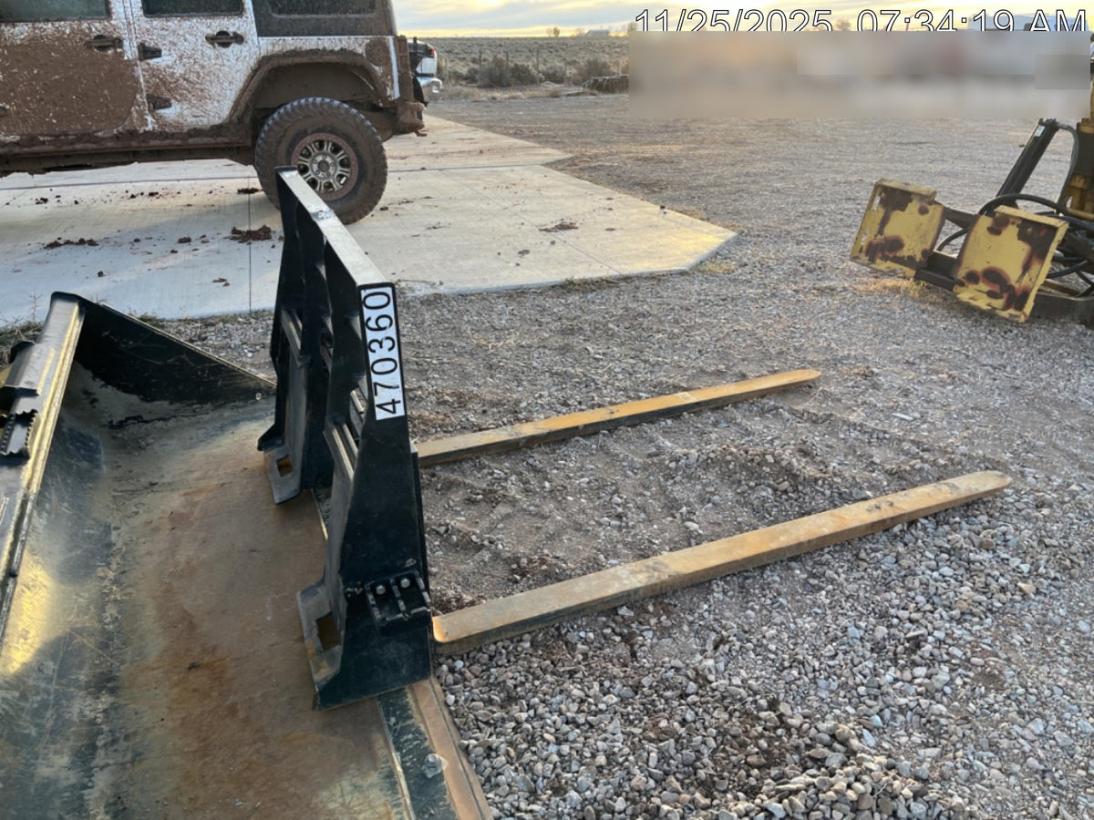 2024 ARROW MATERIAL HANDLING F5100CB - 72"