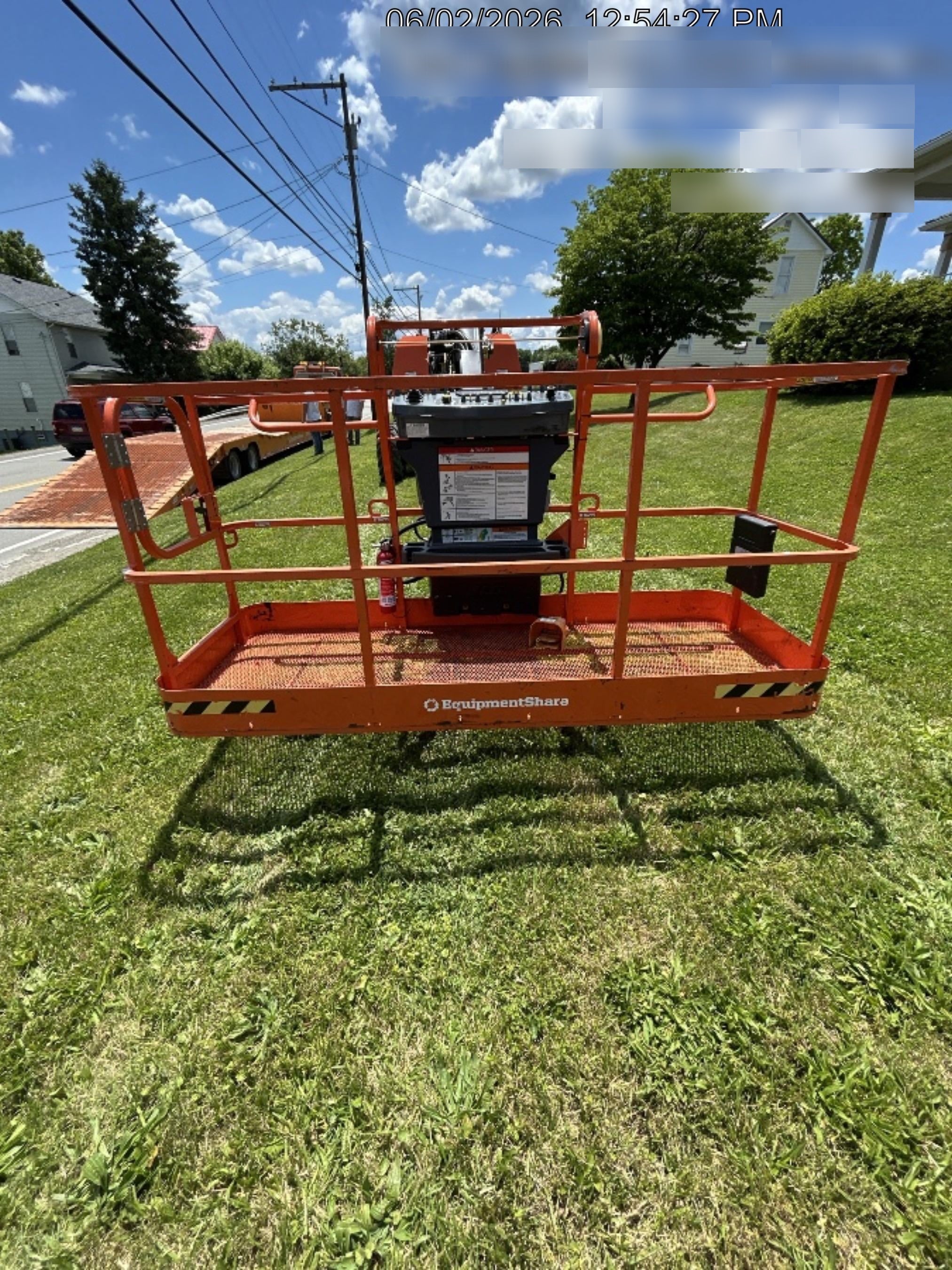 2025 JLG 660SJ