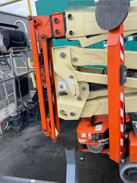 2022 JLG X600AJ