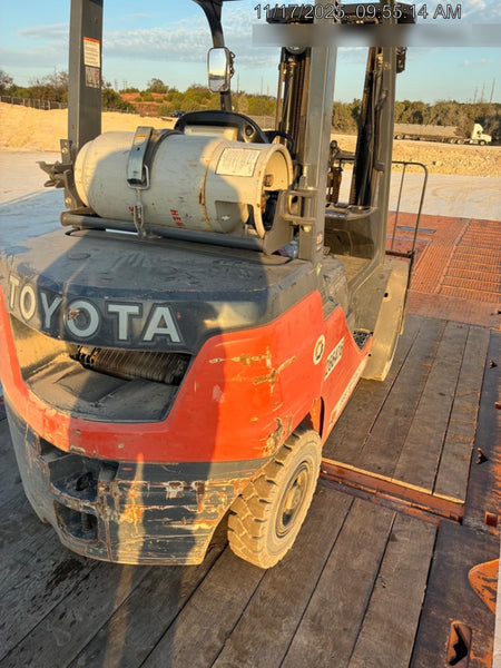 2022 TOYOTA 50-8FGU25