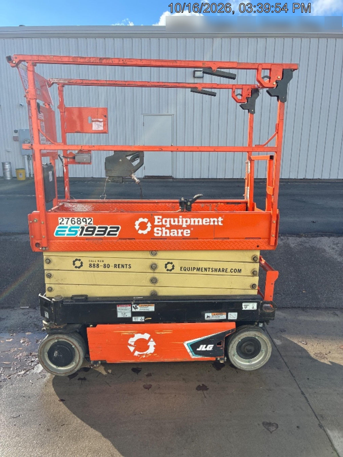 2022 JLG ES1932
