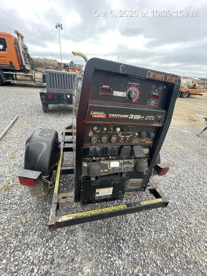 2019 Lincoln Electric Vantage 322 Ready-Pak 3, Two Wheel Trailer, Fender and Light Kit, Cable Rack