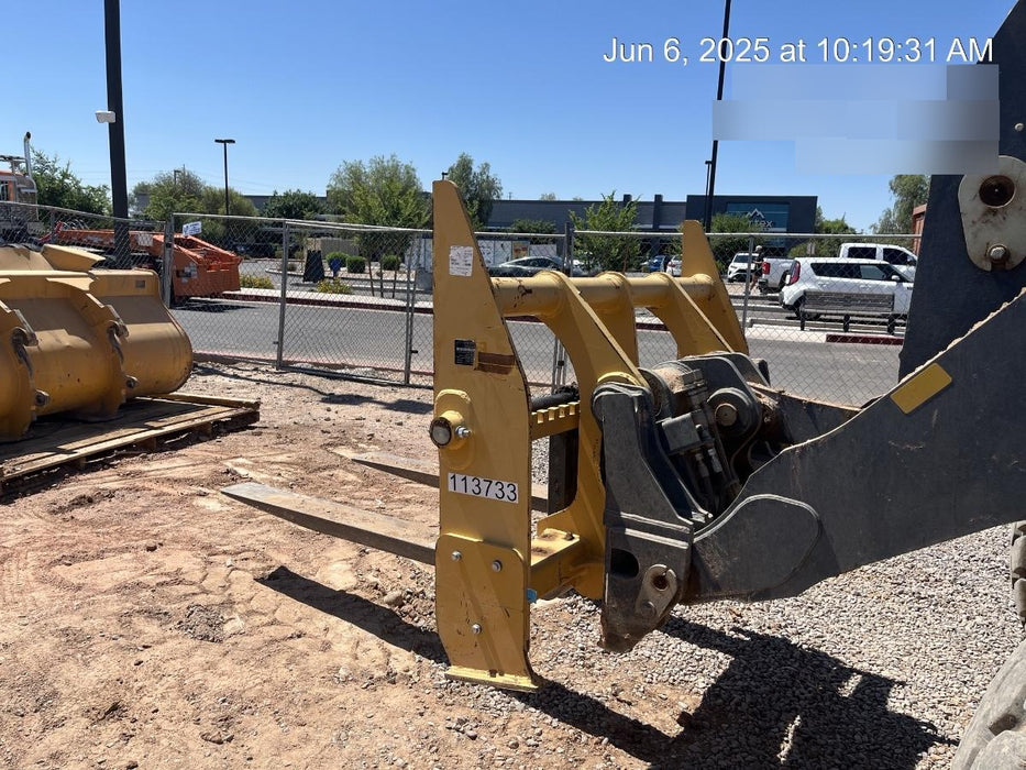 2020 JOHN DEERE 96" Loader Fork Carriage - John Deere