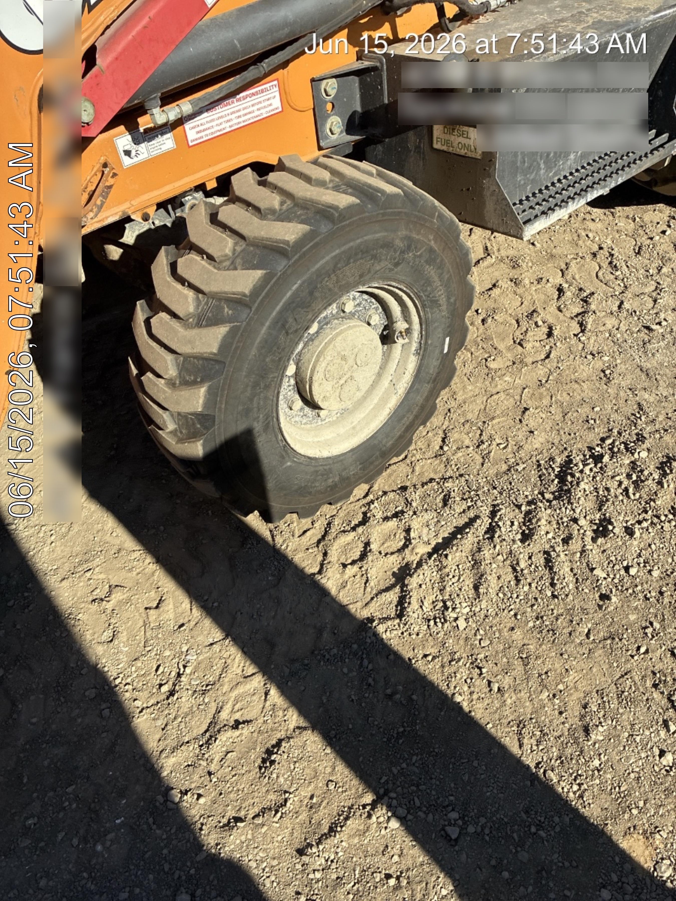 2019 Case 570N EP Canopy, 4WD, GP Front Bucket, Dual Tilt Cylinder, 84" Box Blade w/ Scarifier, Wheel Weights, Beacon