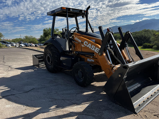 2022 CASE 570N EP