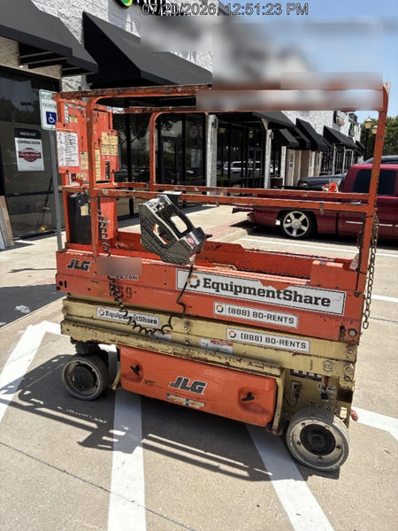 2016 JLG 1930ES