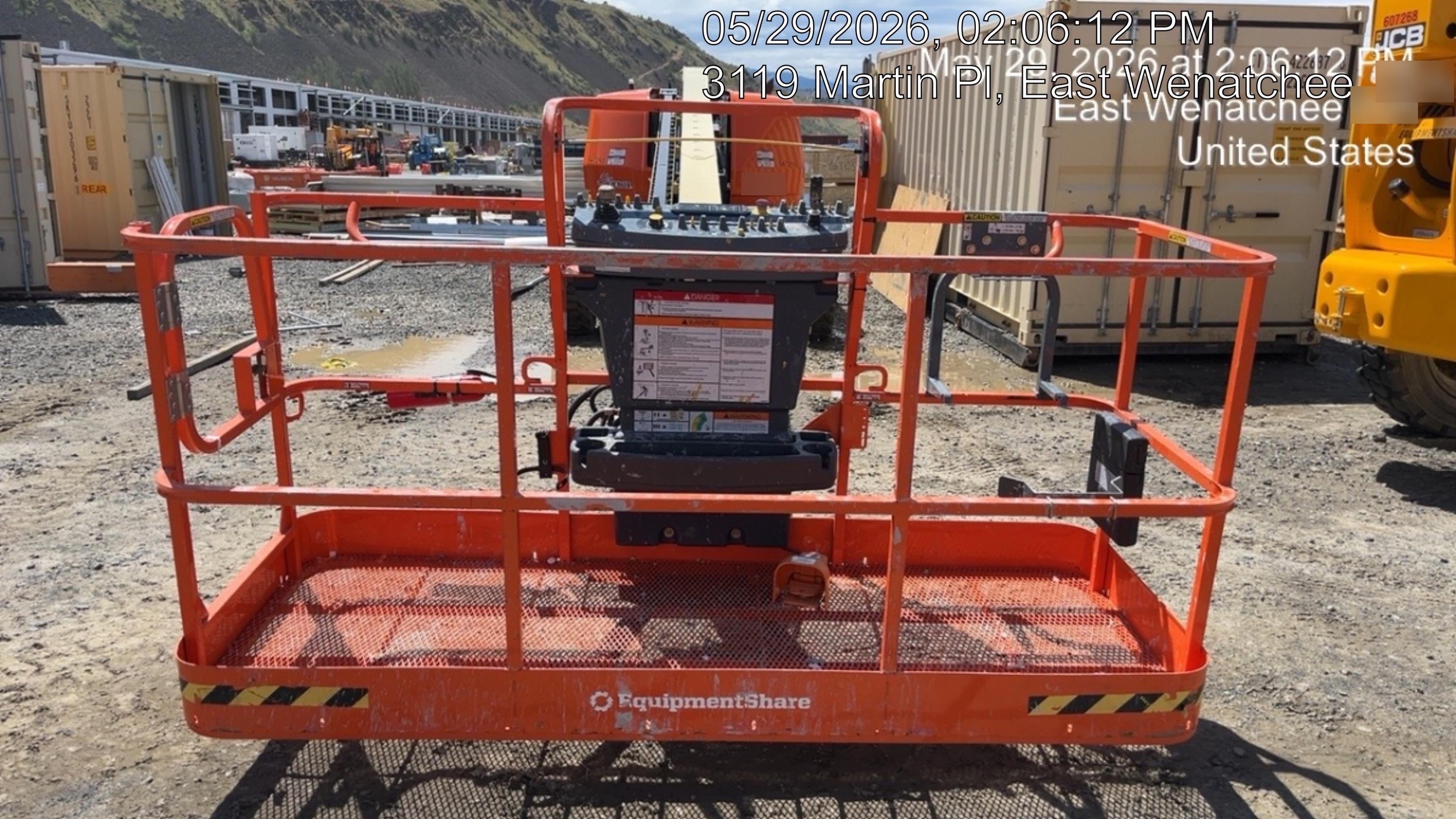 2025 JLG 660SJ