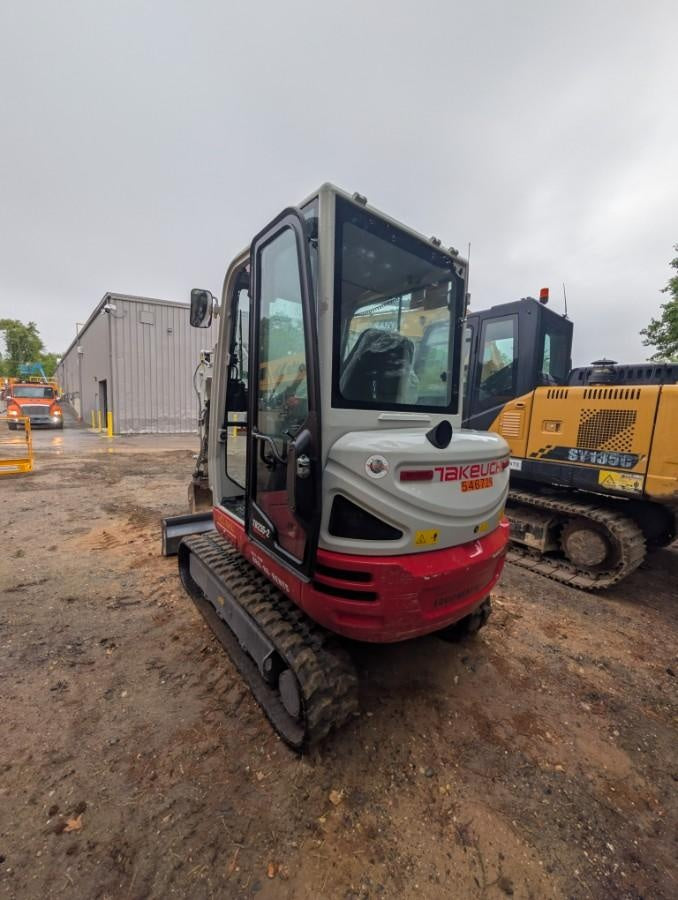 2025 TAKEUCHI TB235-2CR