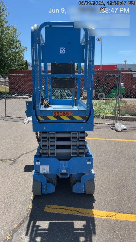 2023 GENIE GS-1932