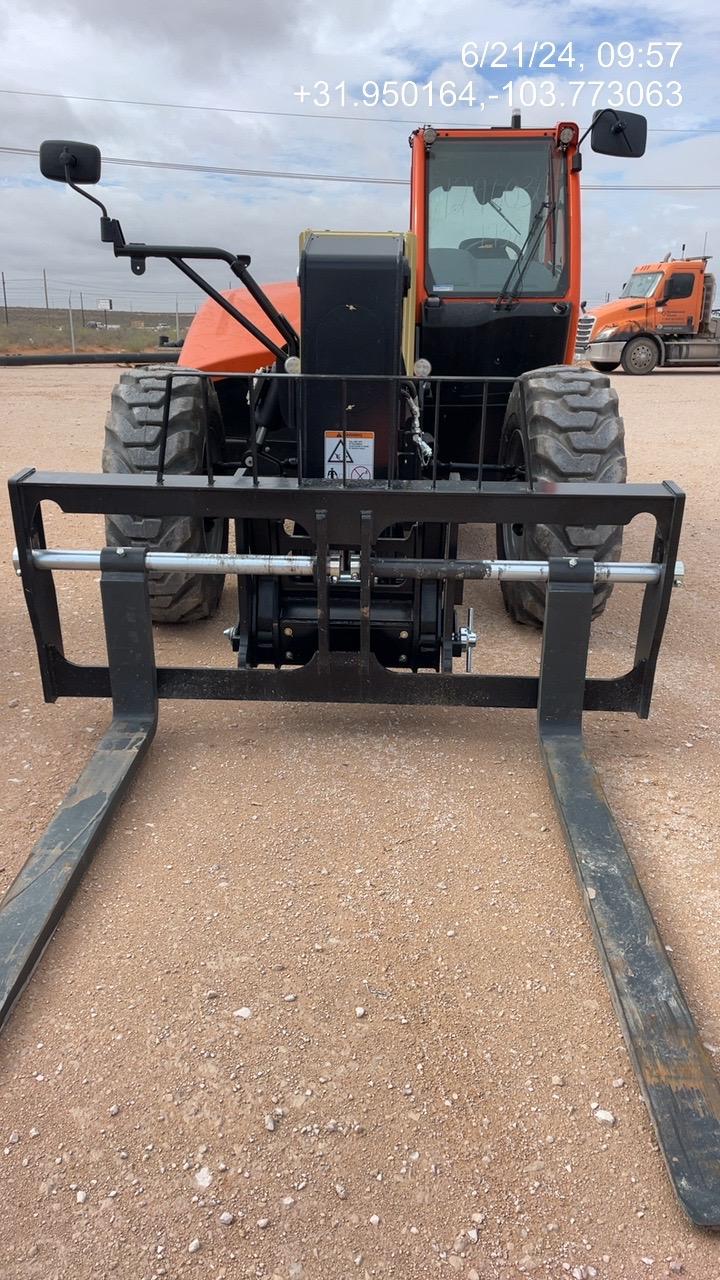 2024 JLG 1732