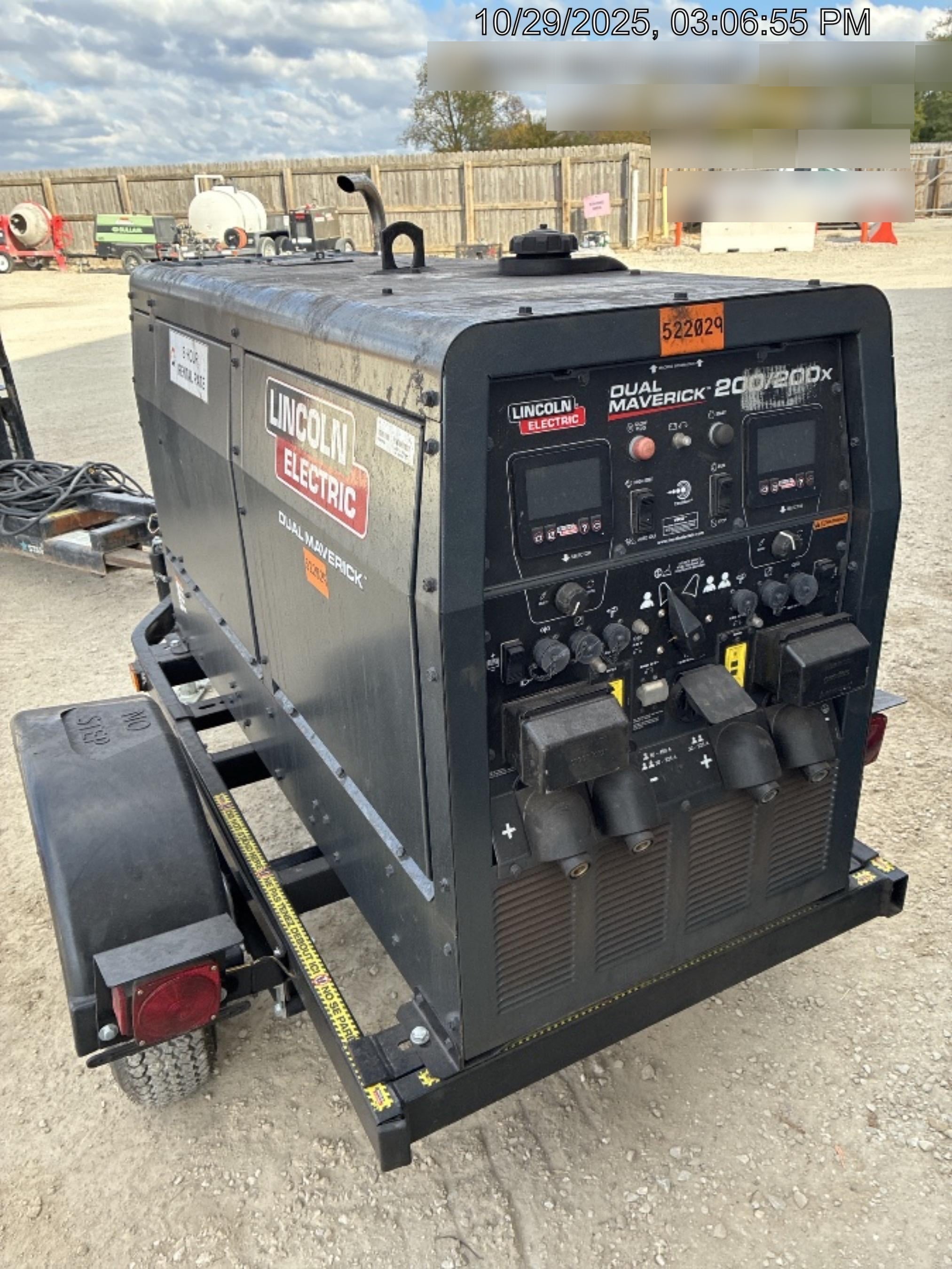 2025 LINCOLN ELECTRIC Dual Maverick 200/200X