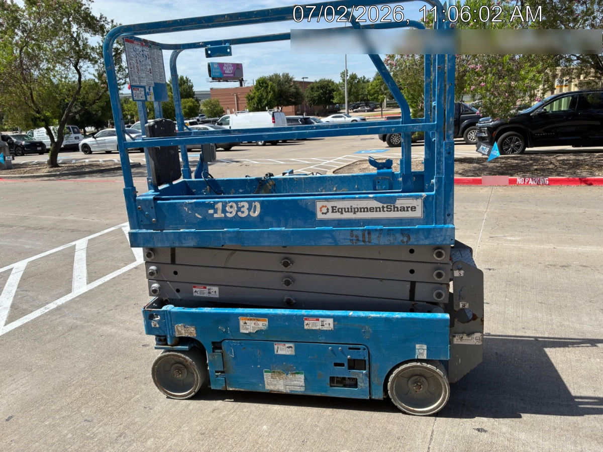 2019 Genie GS-1930 Fixed Rails with Chain Entry
