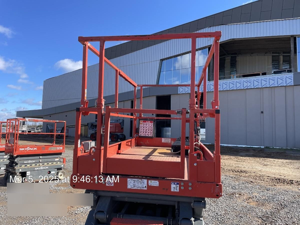 2021 SKYJACK SJ4740