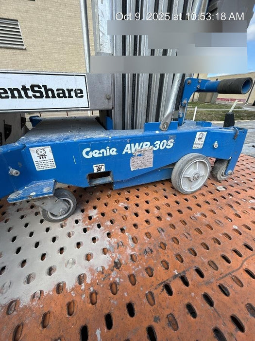 2020 GENIE AWP-30S