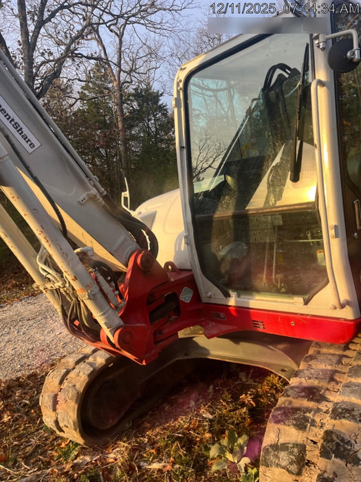 2019 Takeuchi TB290 Cab/Heat/AC Rubber tracks, Dozer blade, Travel alarm, Auxiliary hydraulics Manual QC, Hydraulic thumb, 18", 24", and 36" Buckets