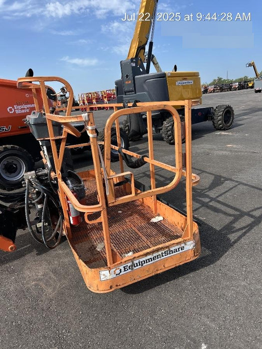 2021 JLG 660SJ