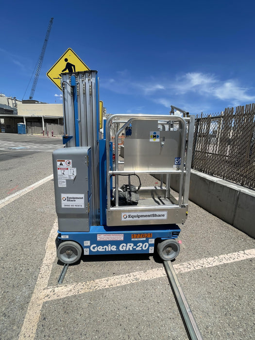 2021 GENIE GR-20