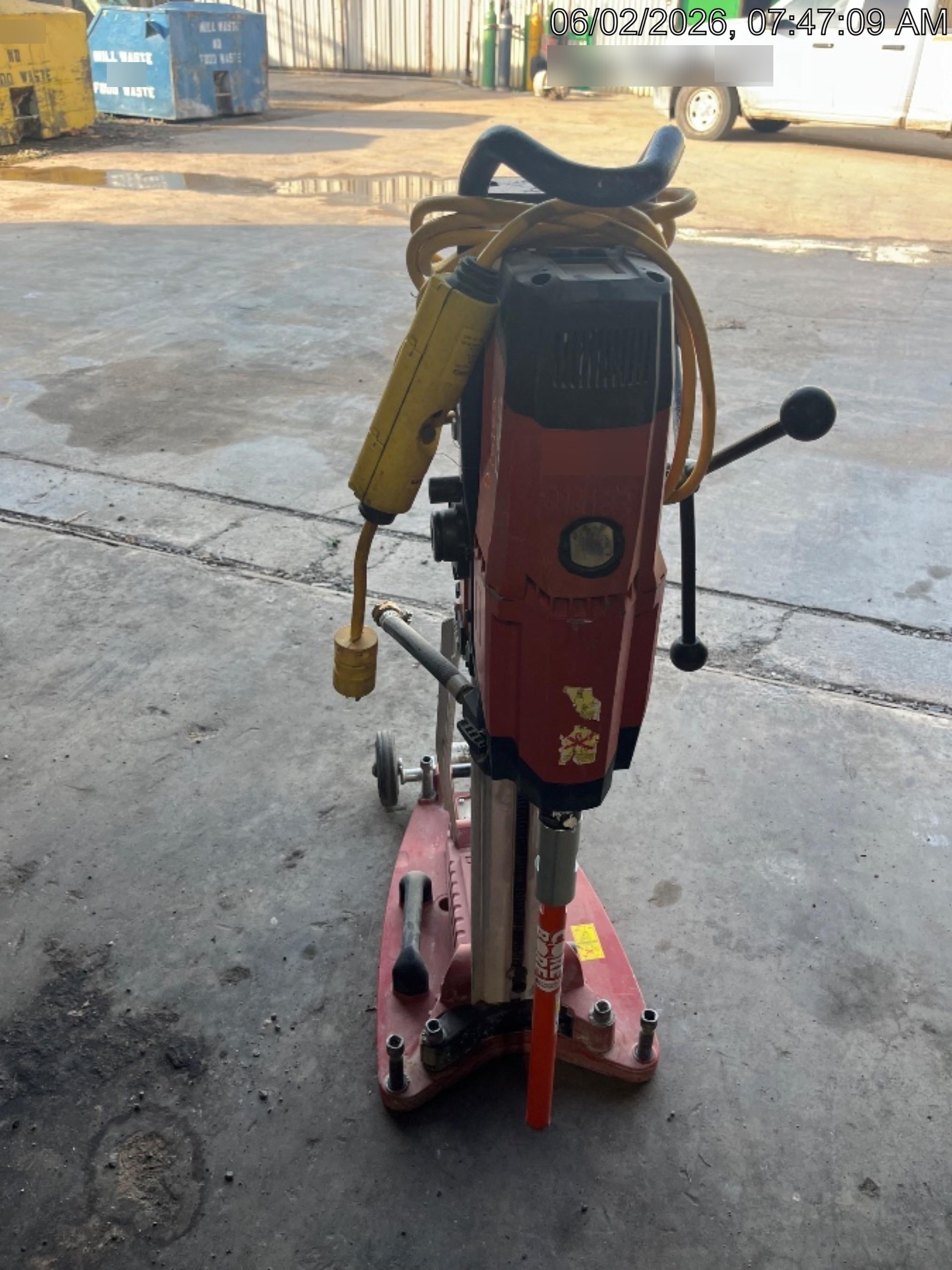 2022 HILTI DD250E
