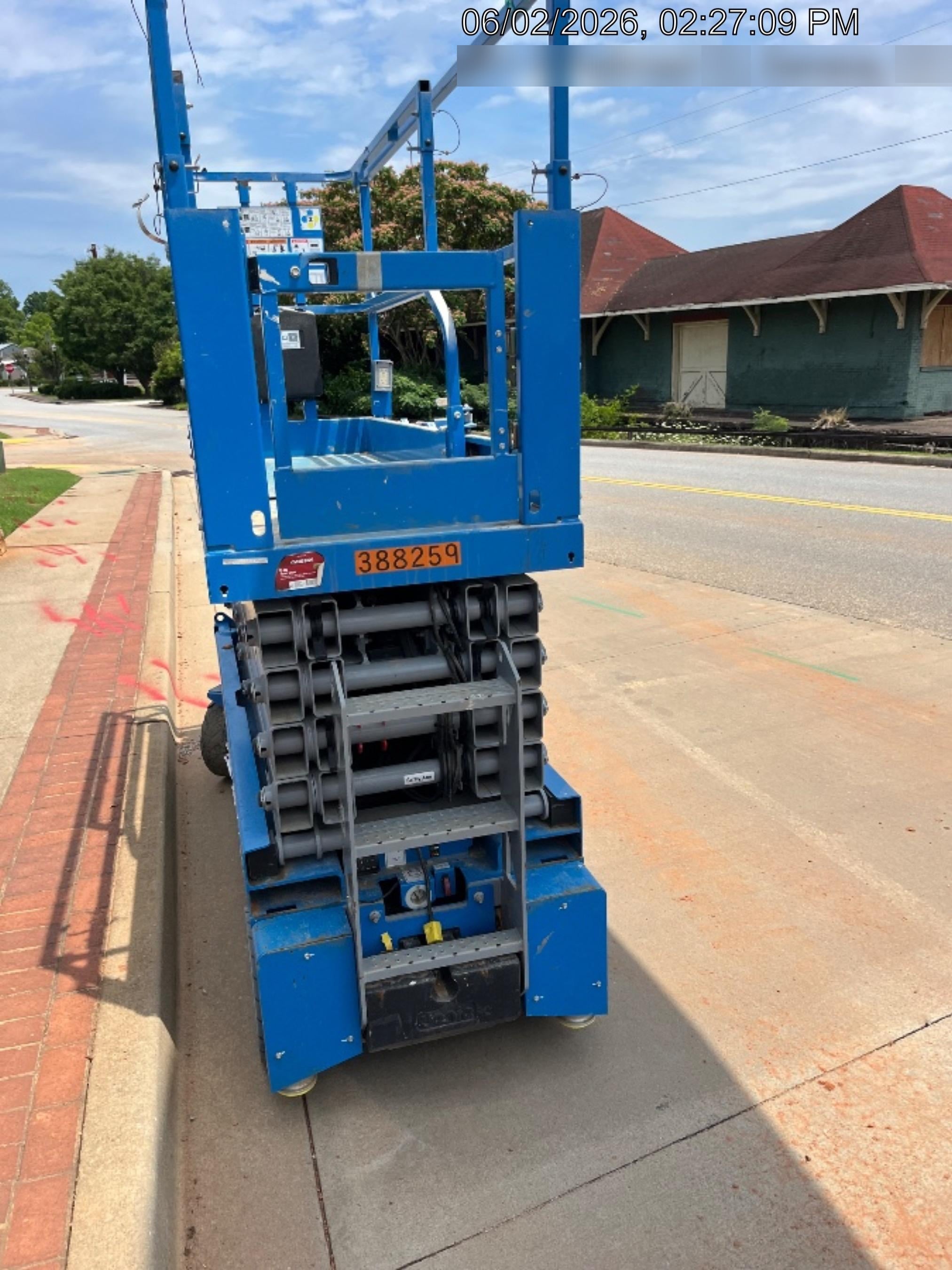 2024 GENIE GS-3232