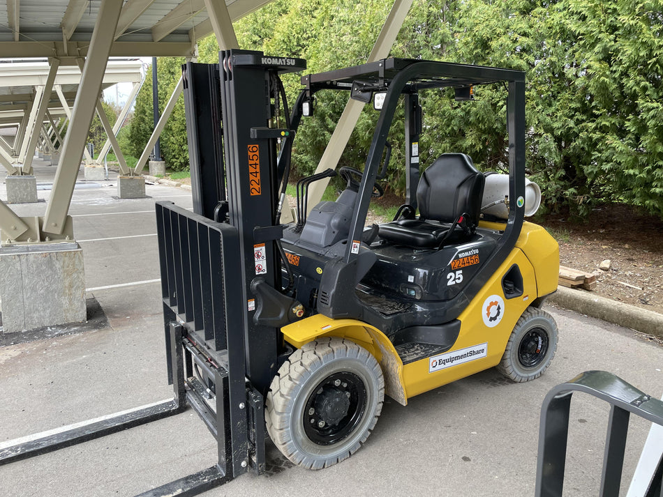 2022 KOMATSU FG25T-16