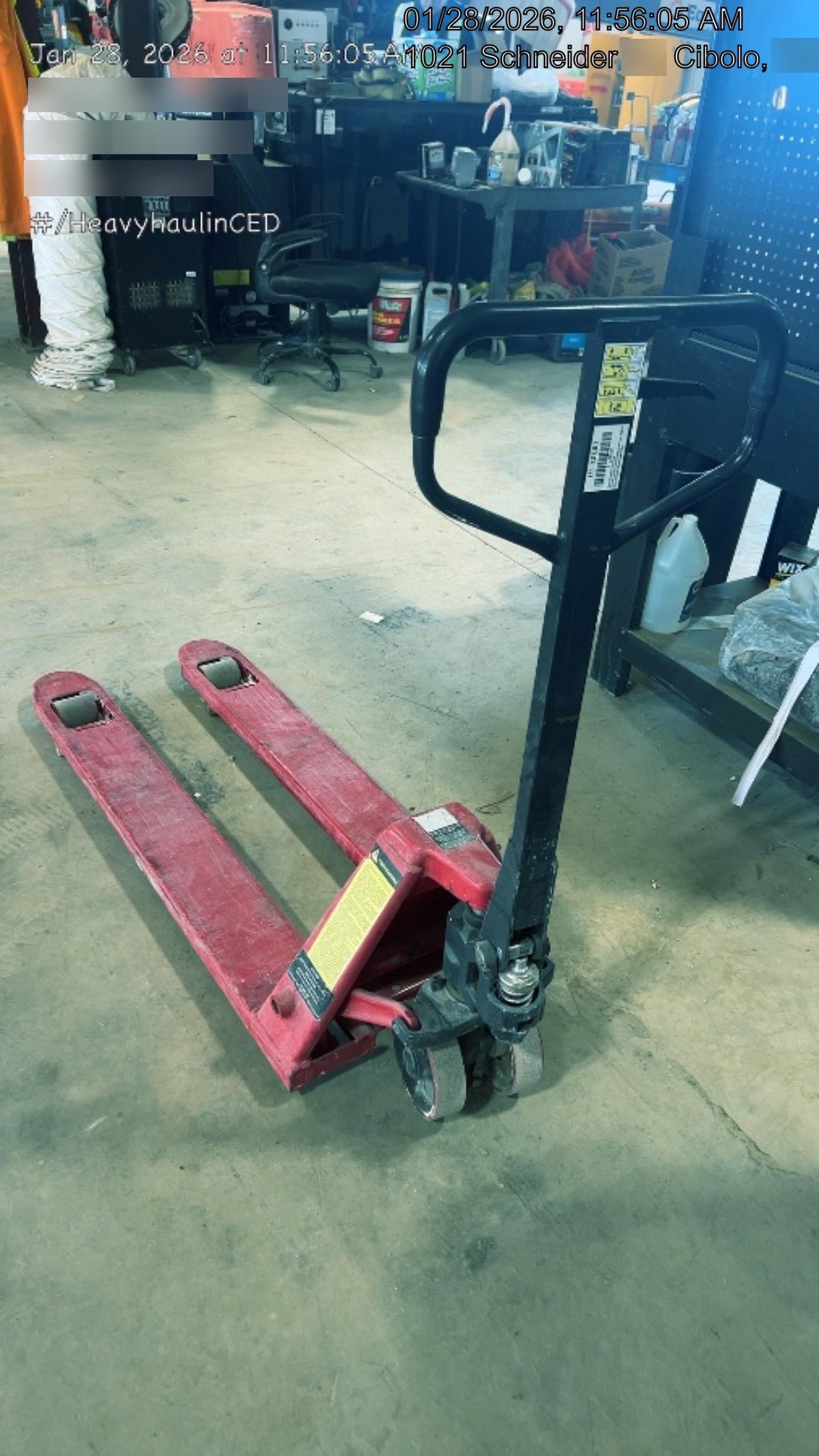 2022 DAYTON 5500 lb Pallet Jack