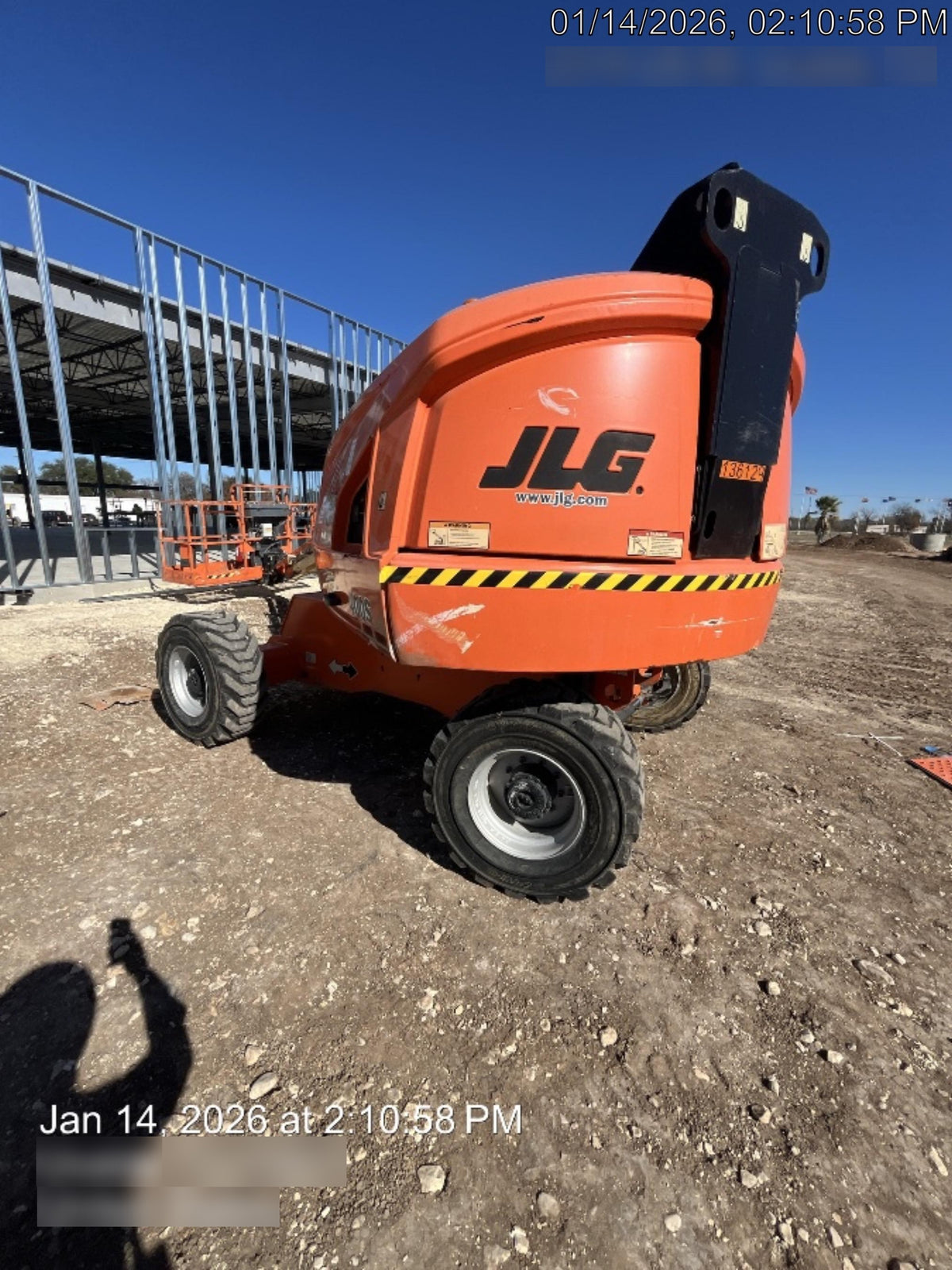 2021 JLG 400S