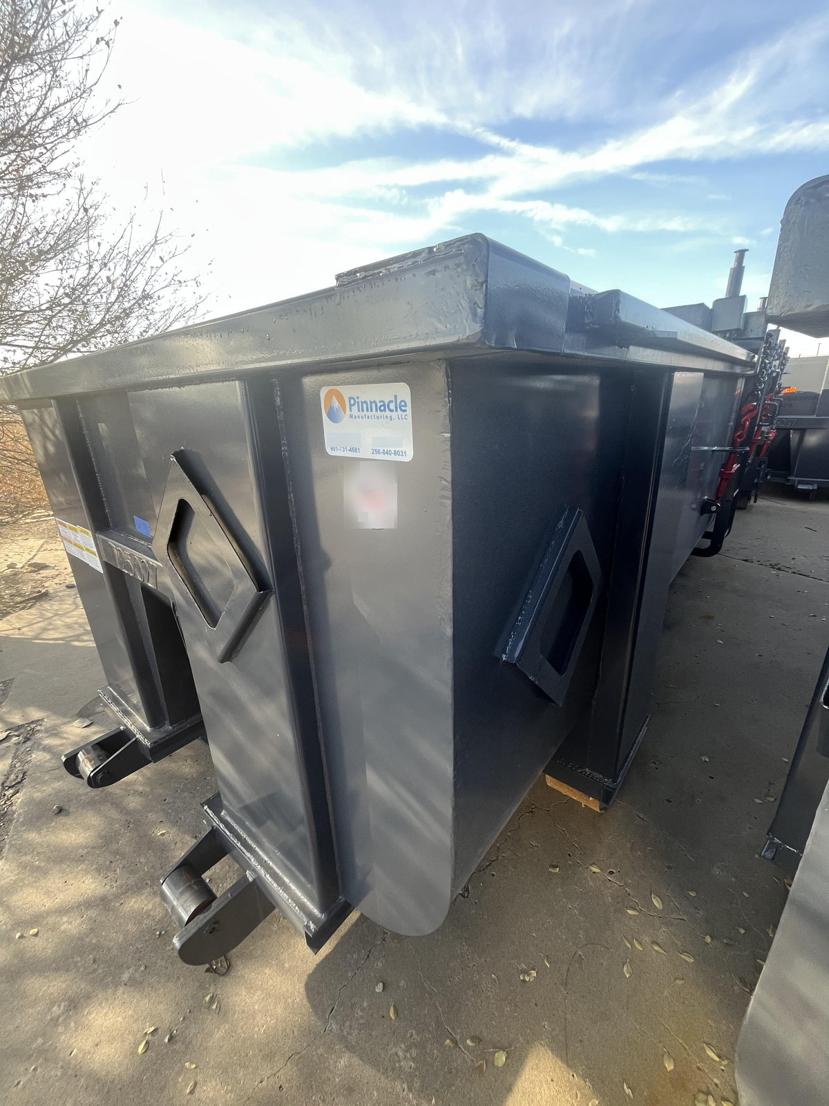 2025 PINNACLE L2252-FF