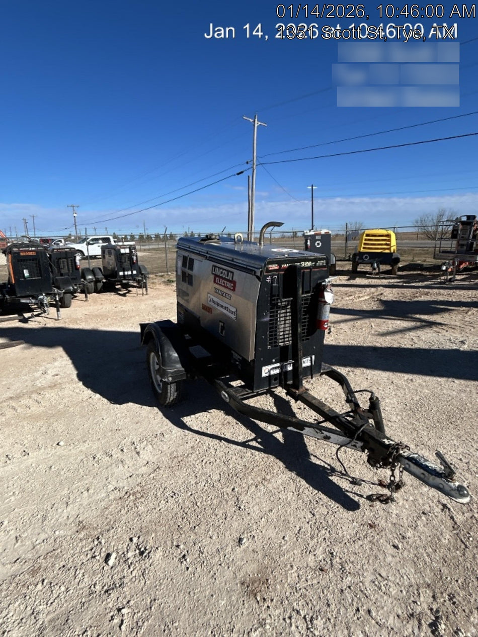 2019 Lincoln Electric Vantage 322 Welder Ready-Pak 3, Two wheel trailer, Fender and Light kit, Cable Rack