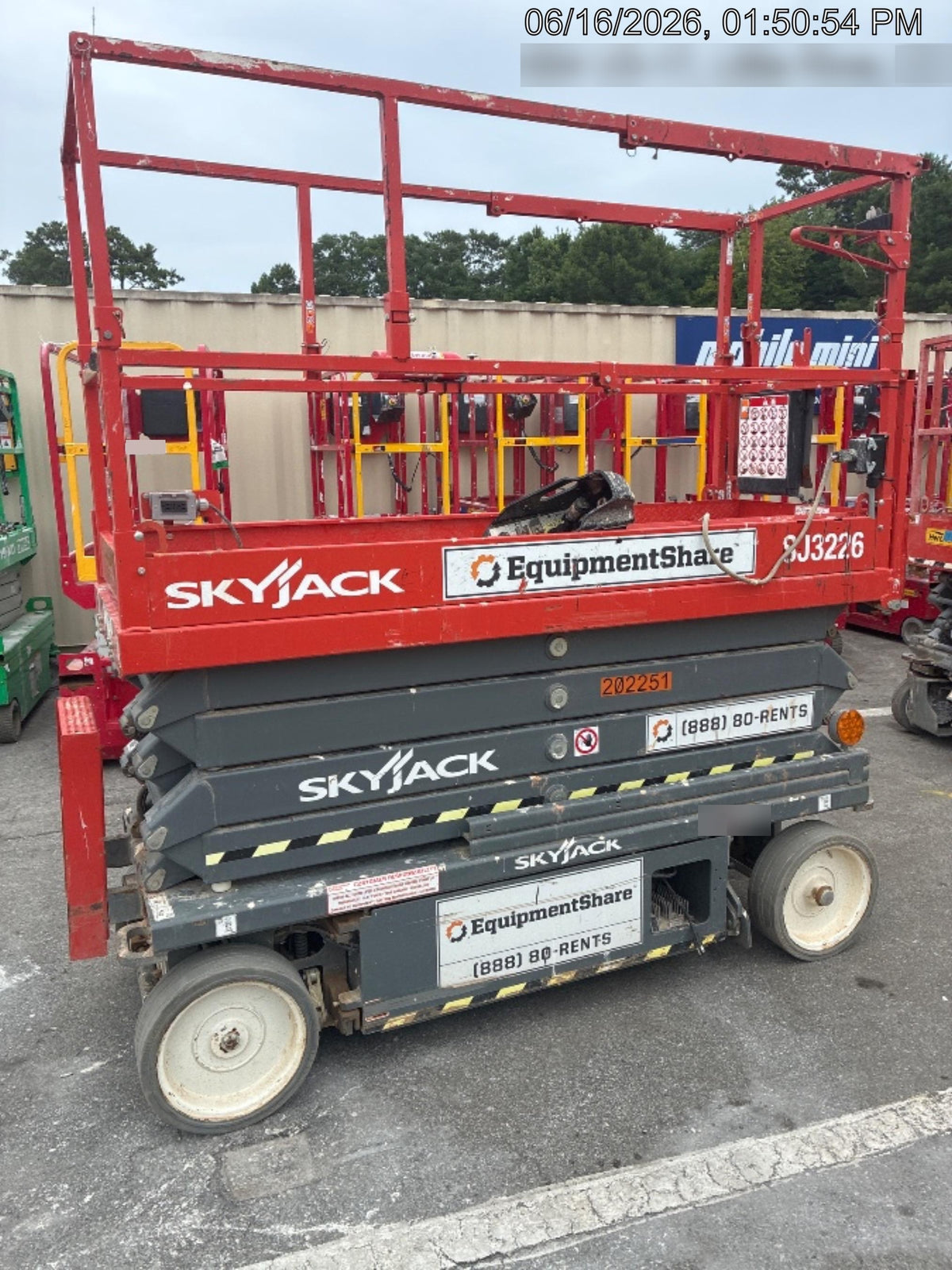 2022 SKYJACK SJ3226
