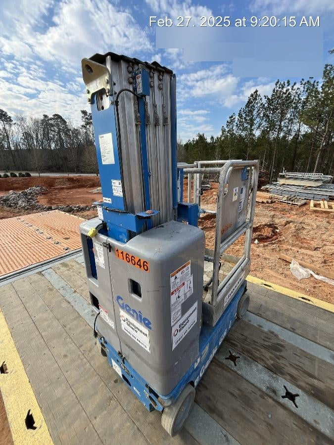 2020 GENIE GR-20