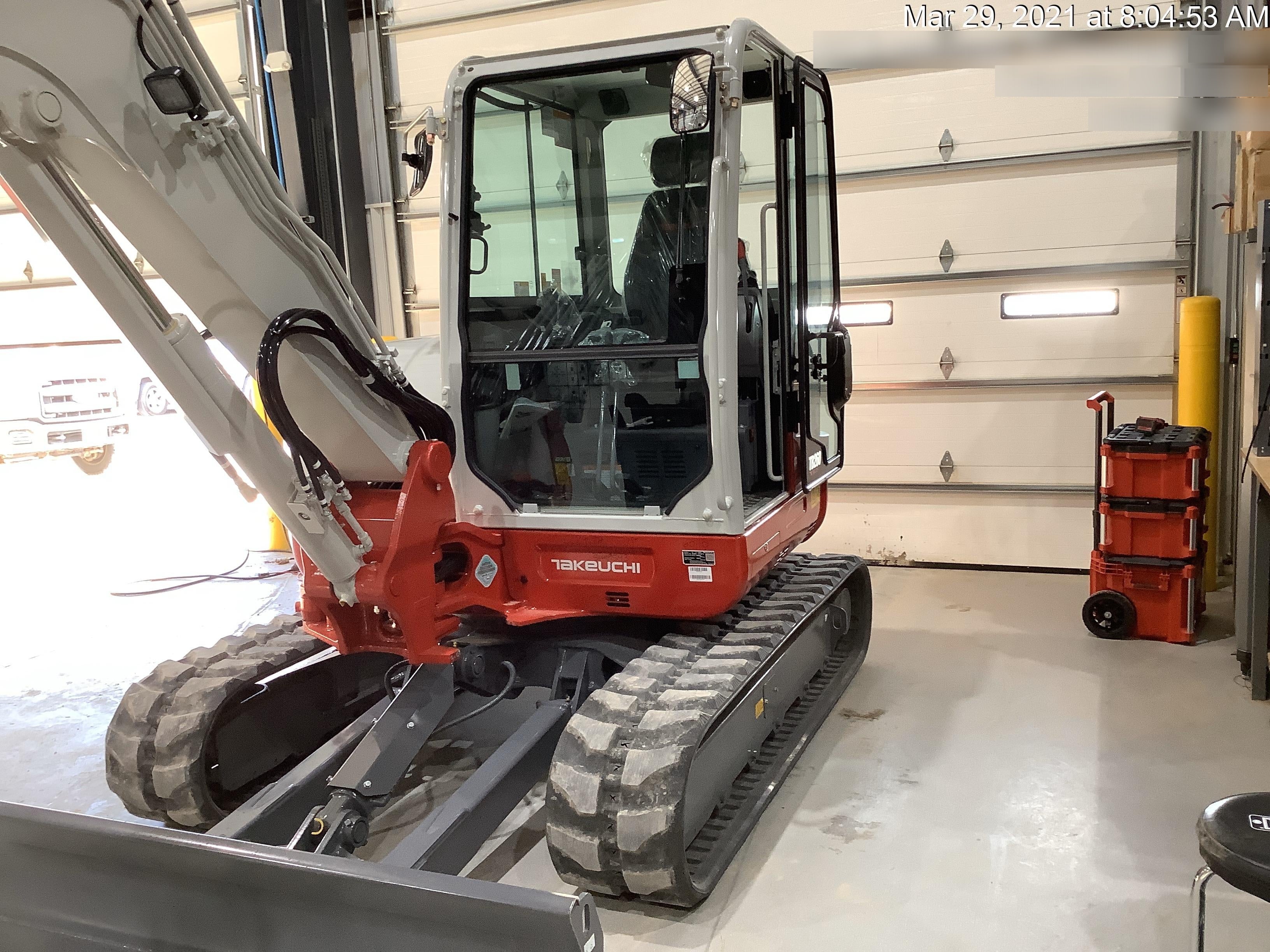 2021 TAKEUCHI TB260-CR